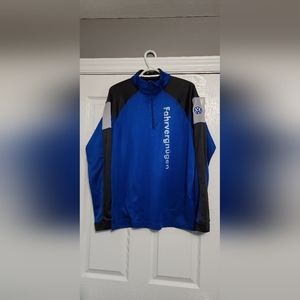 VOLKSWAGEN Long Sleeve with Zip.